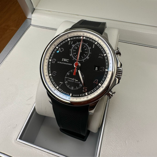 IWC YACHT CLUB