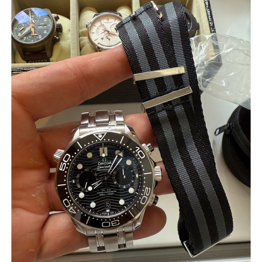 OMEGA SEAMASTER 300 CHRONOGRAPH PRETO